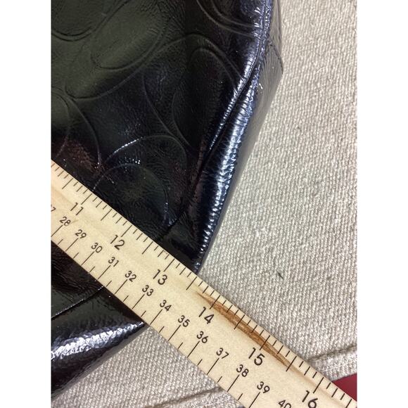 Coach Women  black Patent leather Tote EUC Coach Gallery Embossed Signature Tote - Picture 7 of 9